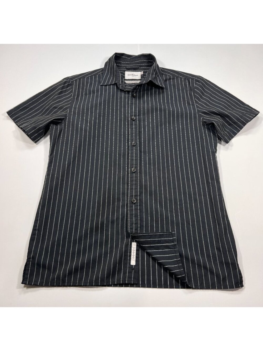 Goodfellow Shirt Men's S Black Striped Cotton Button-Up Preppy Beach Hawaiian